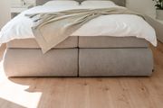 Boxspringbett Stoff in grau